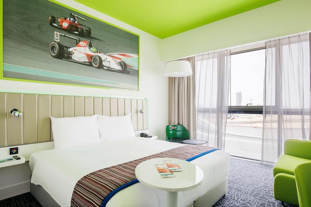Park Inn By Radisson Dubai Motor City photo 4