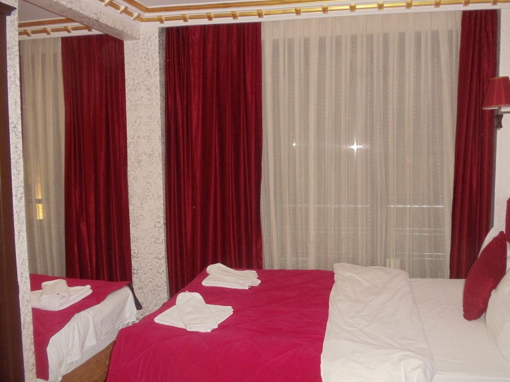 ARES ISTANBUL photo 1