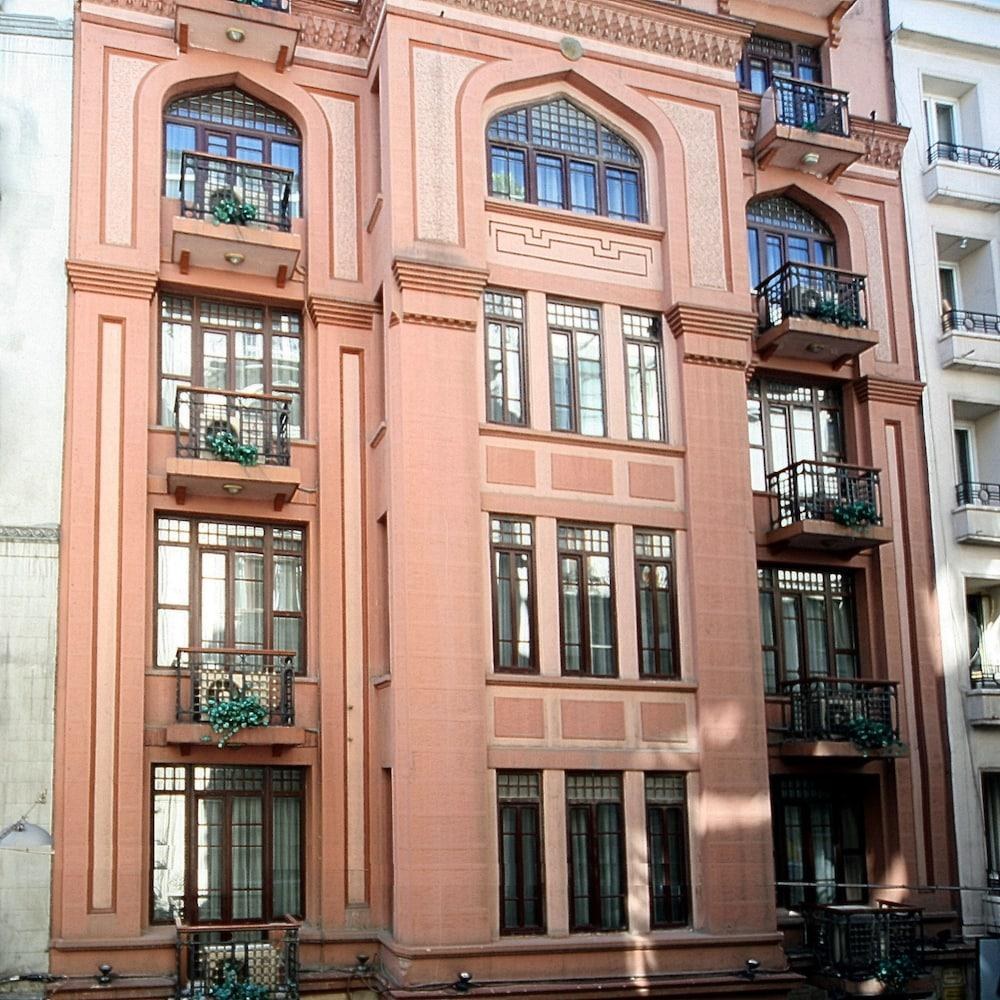 VARDAR PALACE photo 3