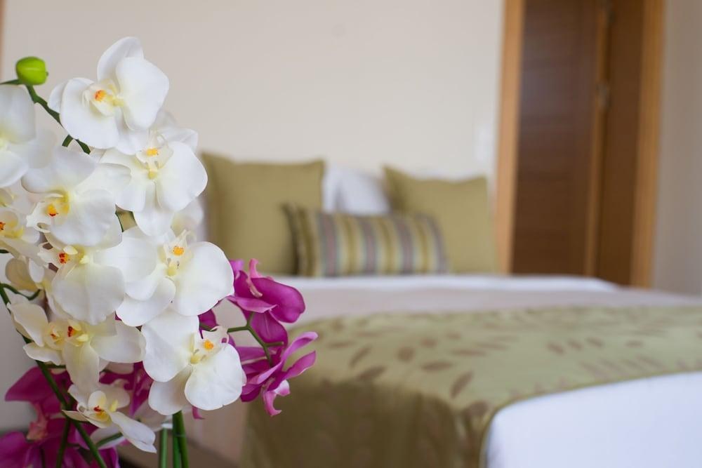 WAME SUITE photo 3