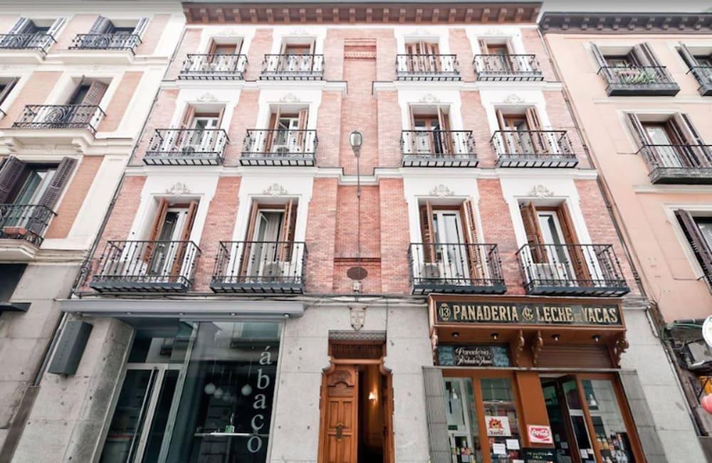 Hostal Oporto photo 2