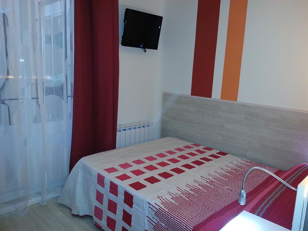 Hostal Far Home Plaza Mayor