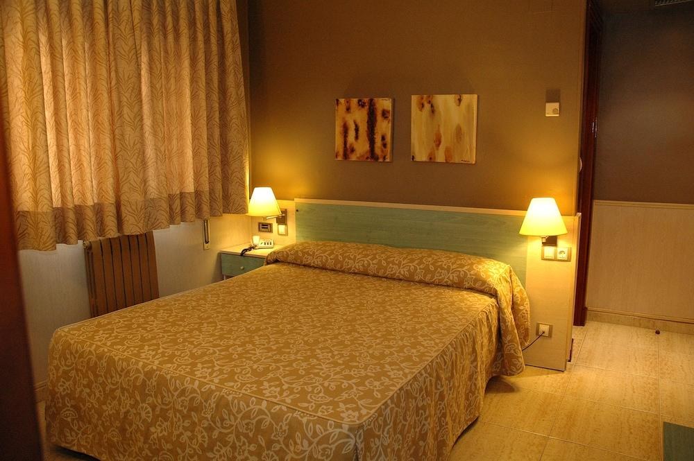 Hotel Río Arga photo 4