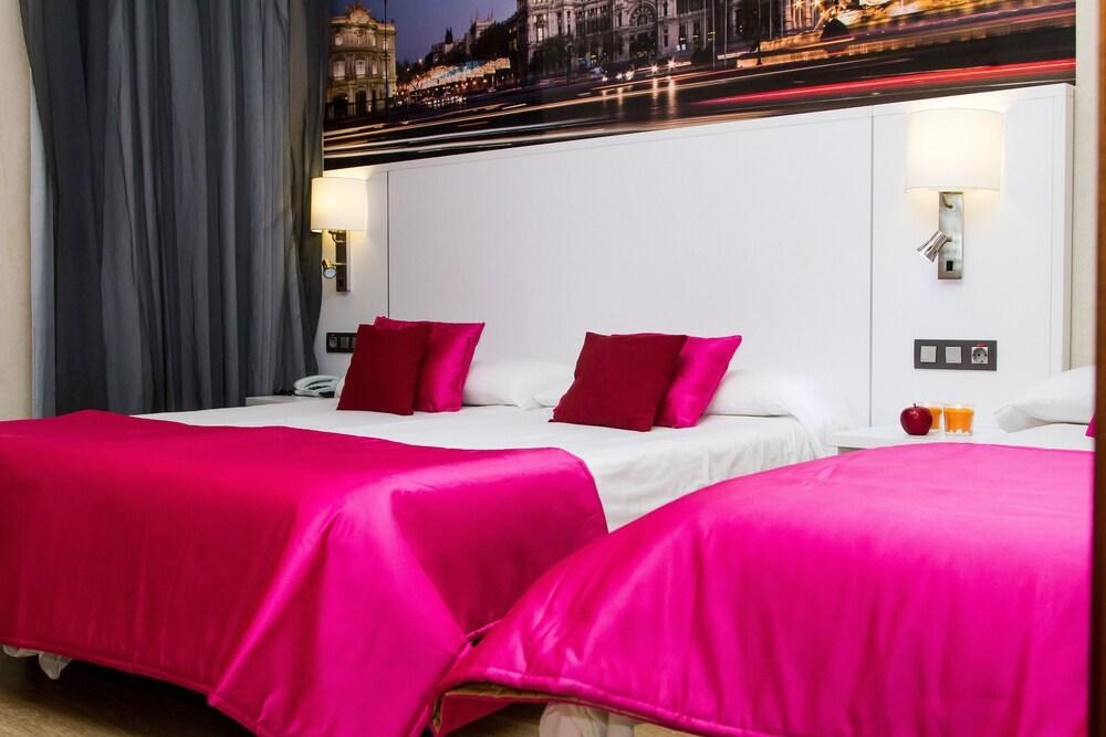 Hostal Olmedo photo 2