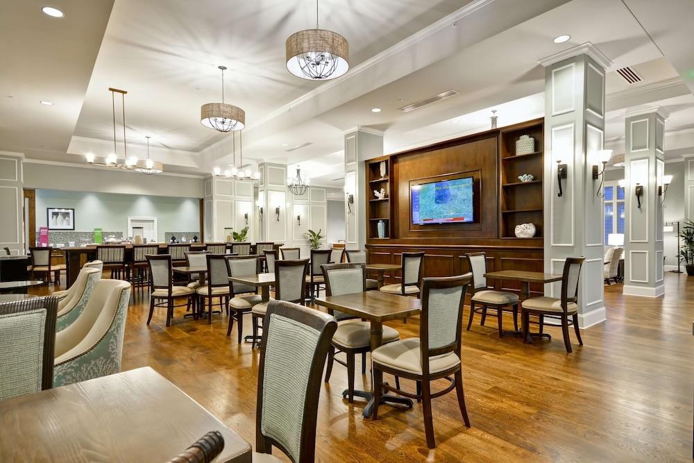 Hampton Inn & Suites Charleston Airport photo 4
