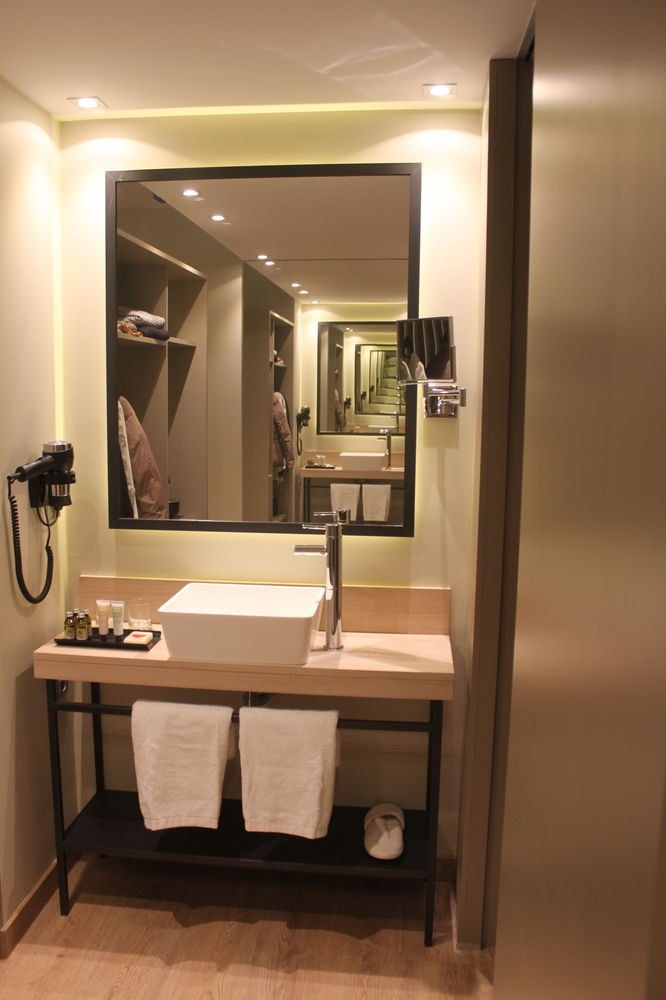 Hotel Well and Come Barcelona photo 2