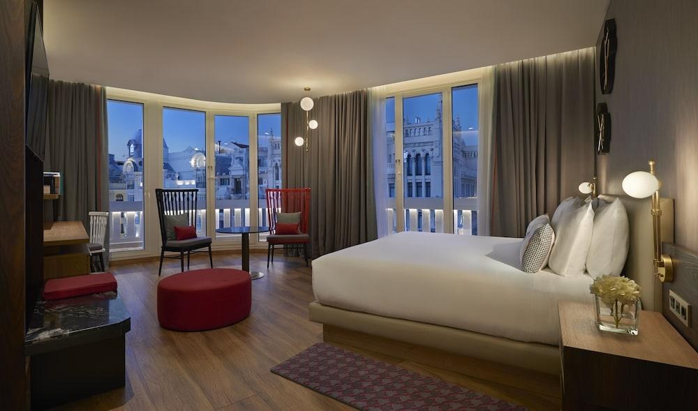 Hyatt Centric Gran Via Madrid photo 3