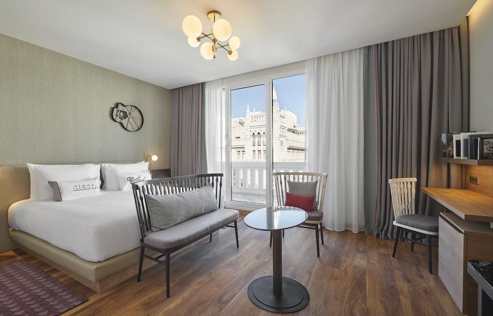 Hyatt Centric Gran Via Madrid photo 4