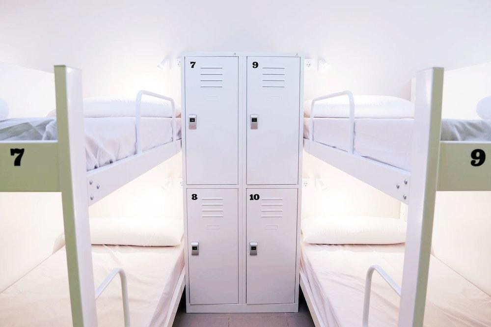 Hola Hostal Eixample - Hostel photo 4