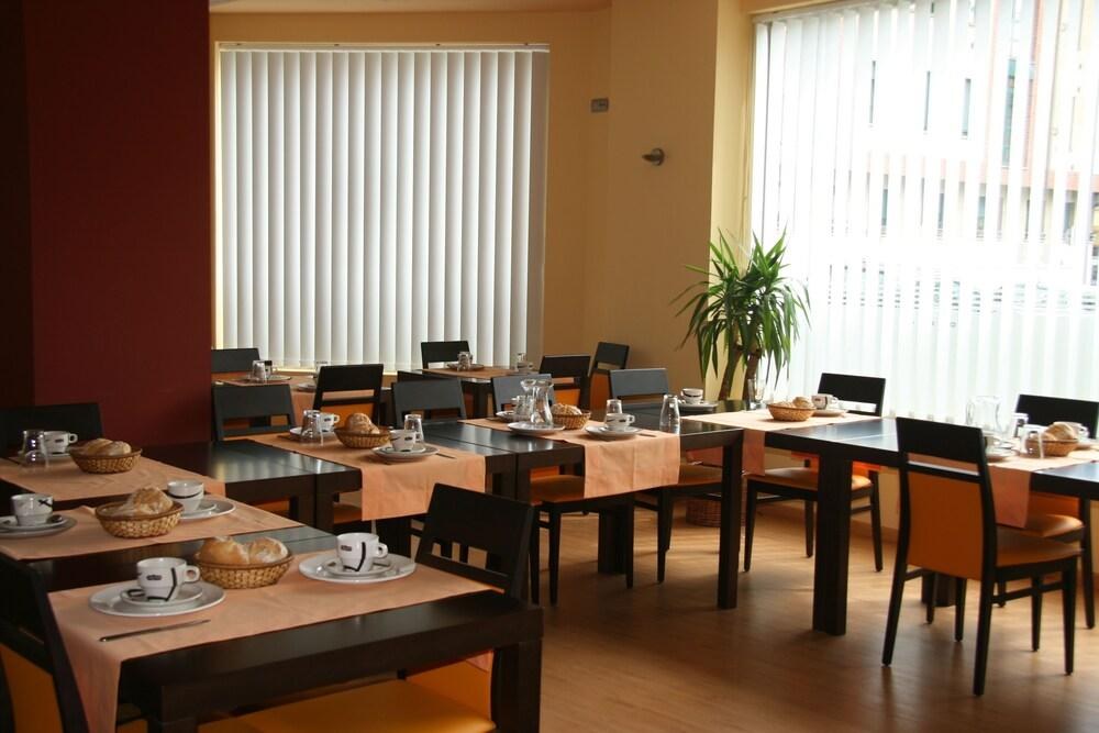Hotel 44 photo 3