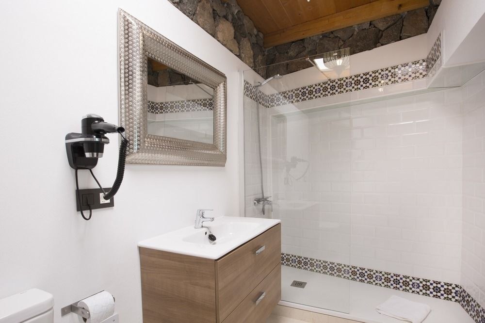 EL CHARCO SUITES photo 1