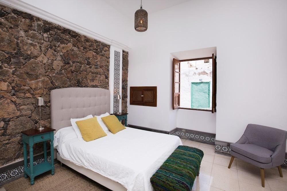 EL CHARCO SUITES photo 4
