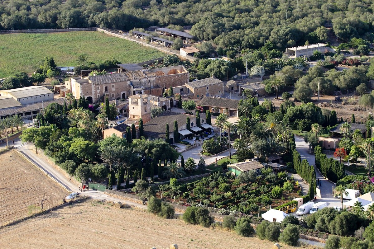 ES REVELLAR ART RESORT photo 1