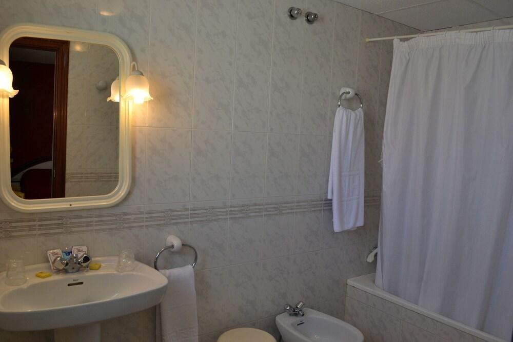 Hotel Congra photo 4