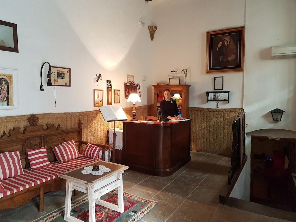 Casa Palacio Conde de Garcinarro photo 2