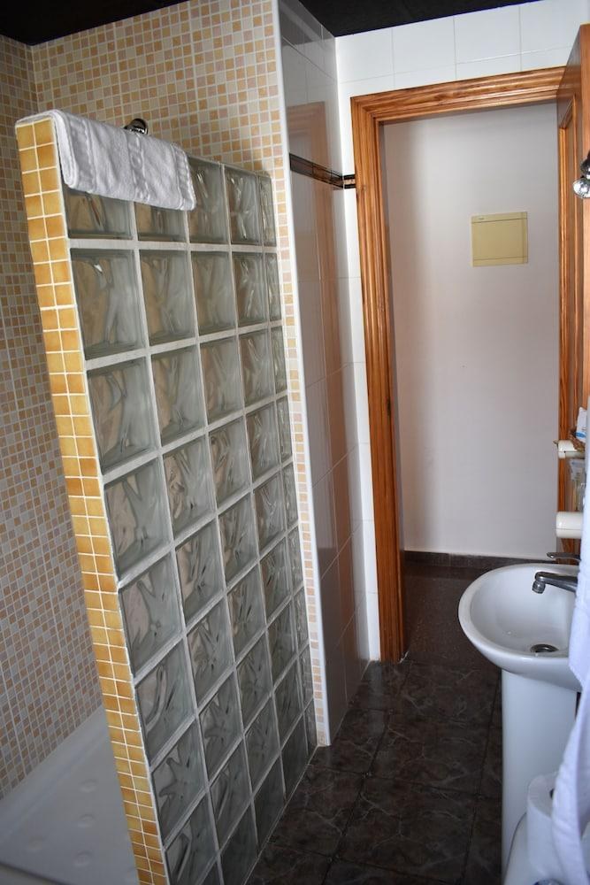Hotel Los Bartolos photo 2