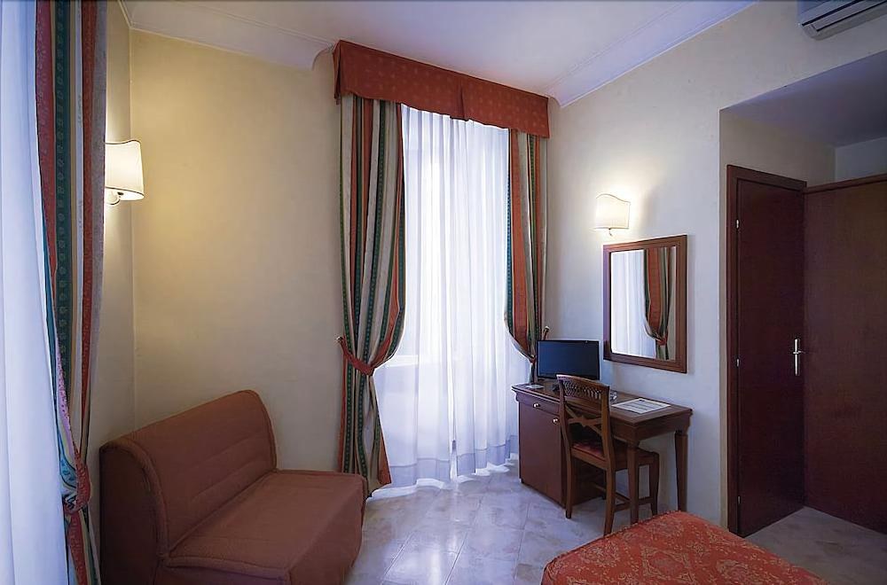 HOTEL DOLOMITI photo 4