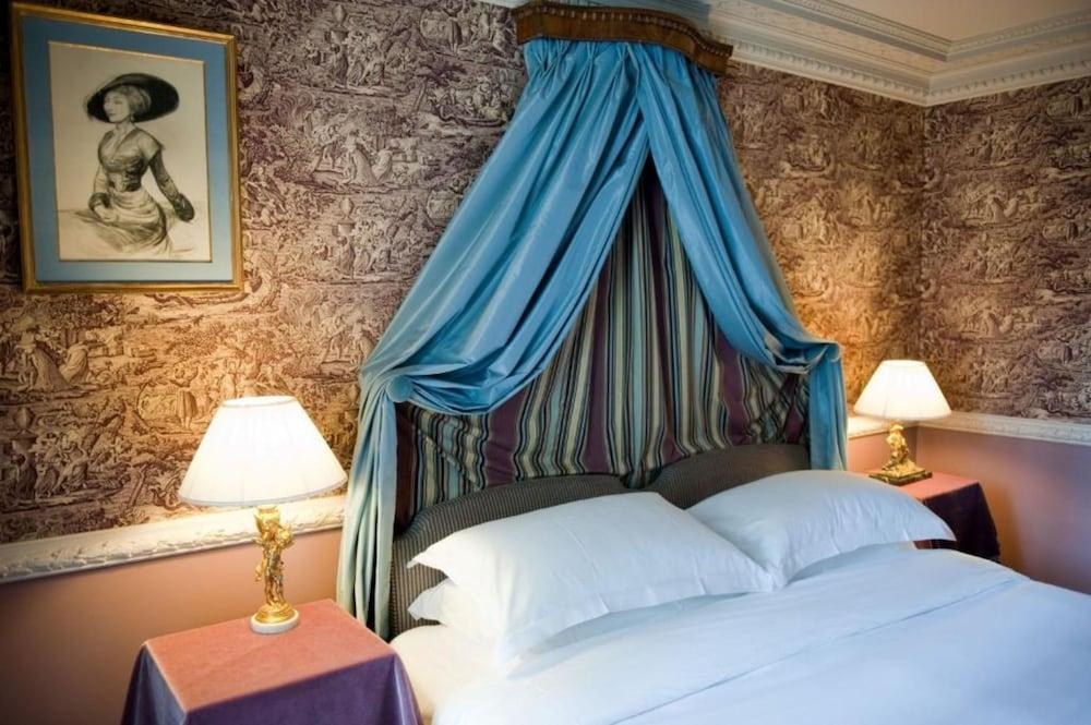 L'Hotel photo 2
