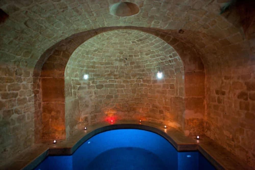L'Hotel photo 3