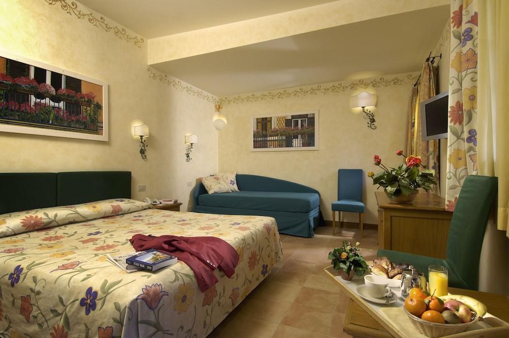 Hotel Santa Maria photo 3