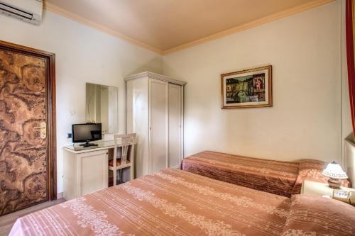 HOTEL SANTA MAURA photo 3