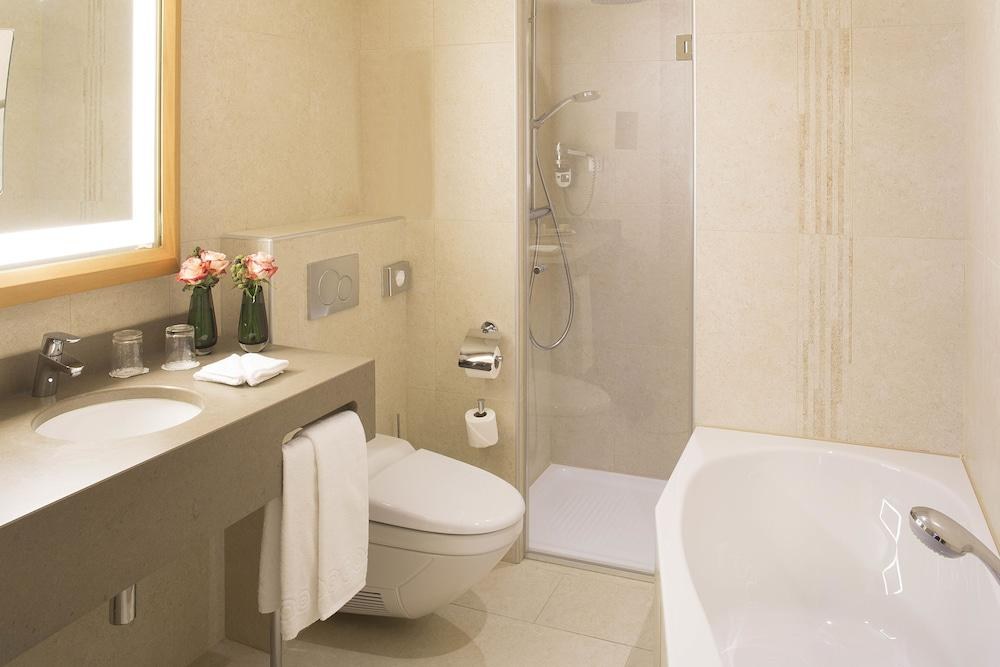 Hotel Le Relais des Halles photo 3