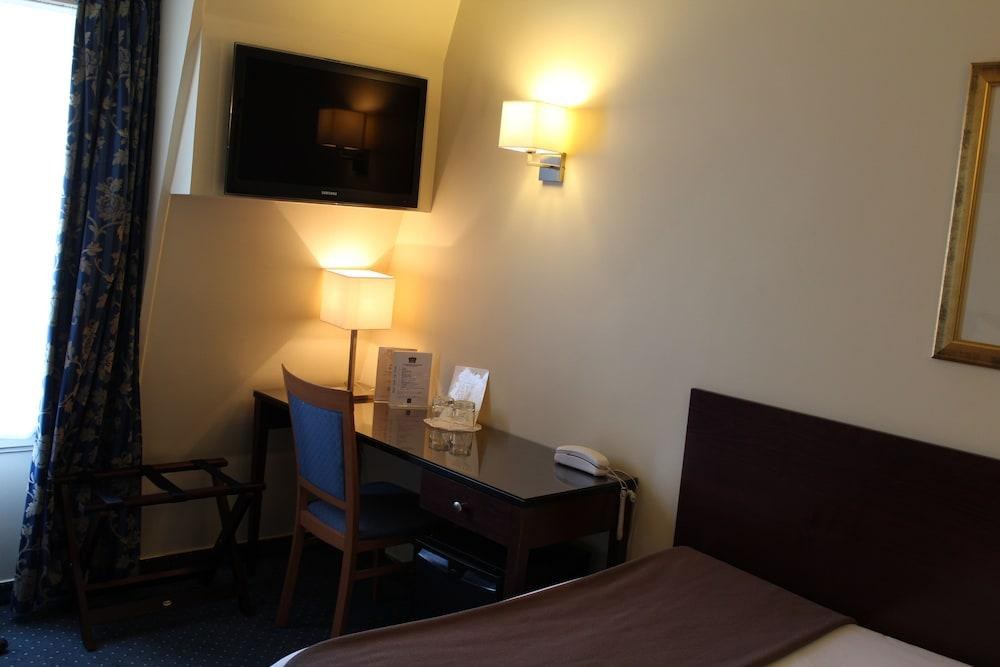Hôtel Saint Cyr Etoile photo 3