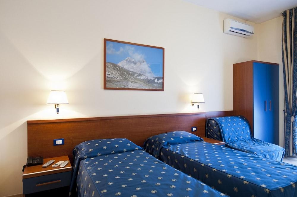 Hotel 4 Pini photo 4
