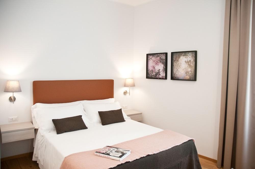 Giuturna Boutique Hotel photo 3