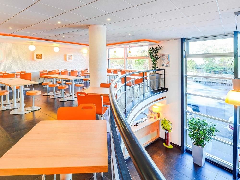 ibis budget Paris Porte d'Orleans photo 1