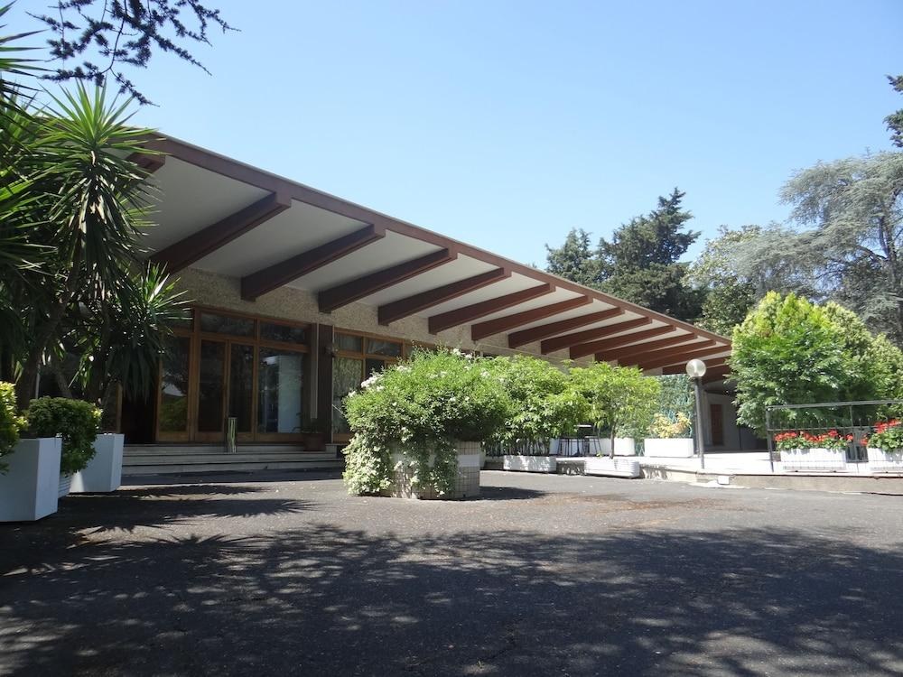Hotel Boomerang photo 2