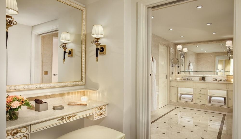 Hôtel Splendide Royal Paris - Relais & Châteaux photo 3
