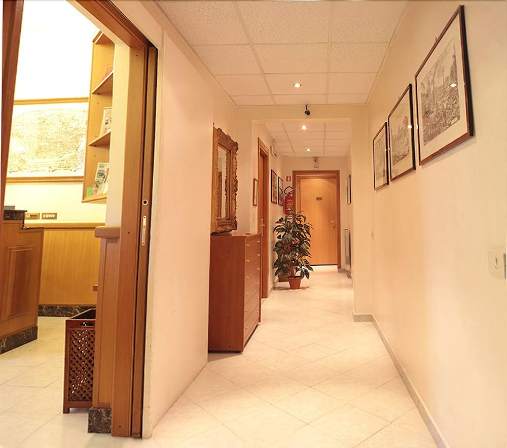 Hotel Euro Quiris photo 3