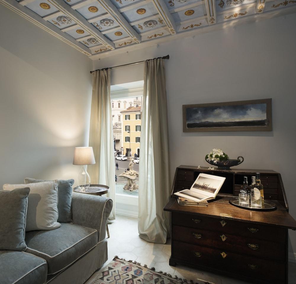 Palazzo Caruso photo 4