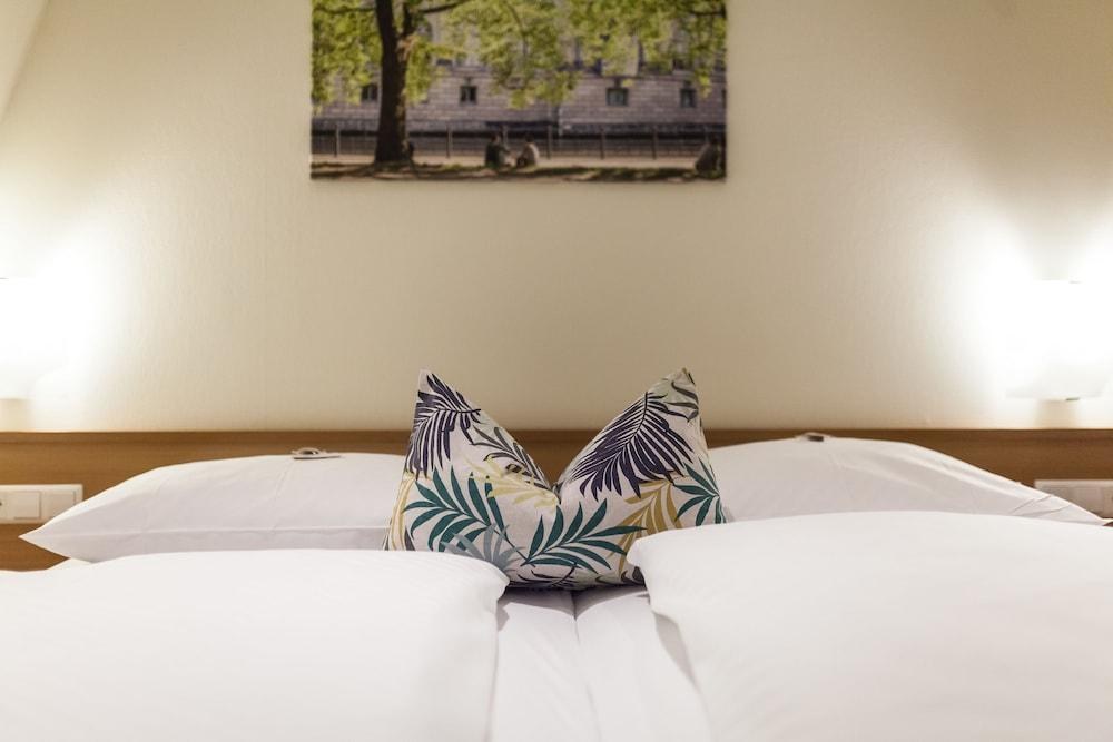 HOTEL ALLEGRA photo 2