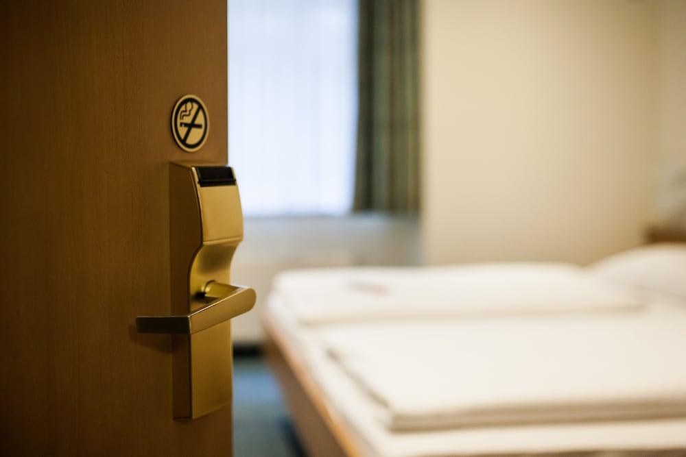 HOTEL ALLEGRA photo 3