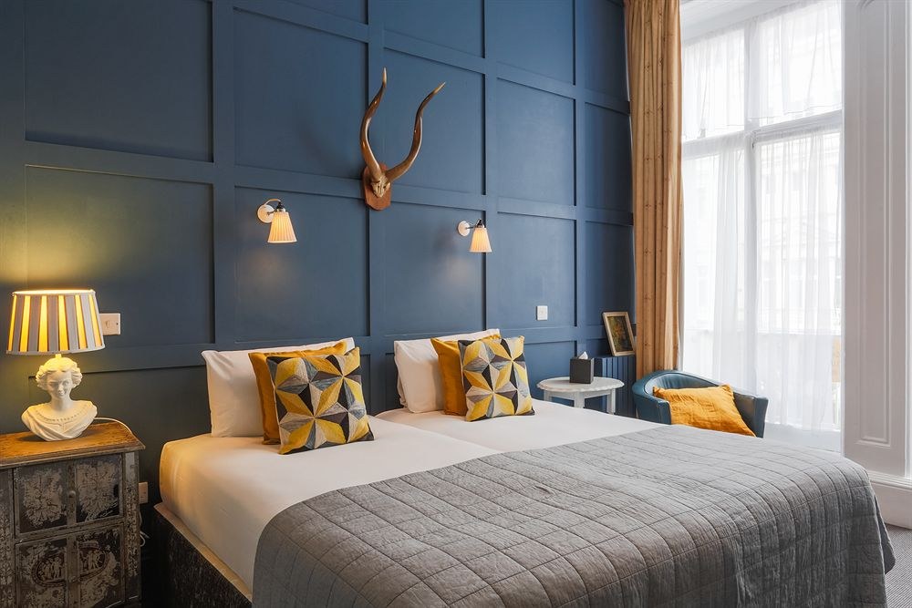 Georgian House Hotel