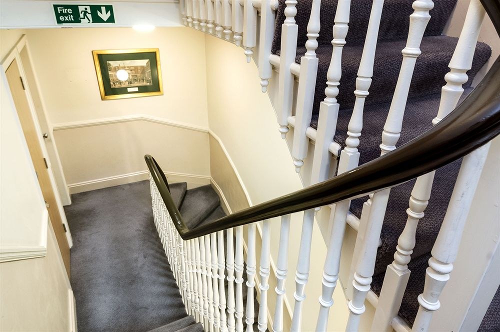 Coronation Hotel photo 1