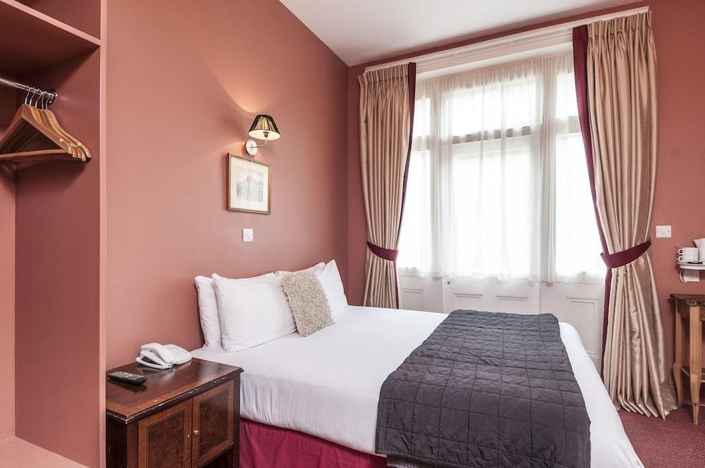 Coronation Hotel photo 4