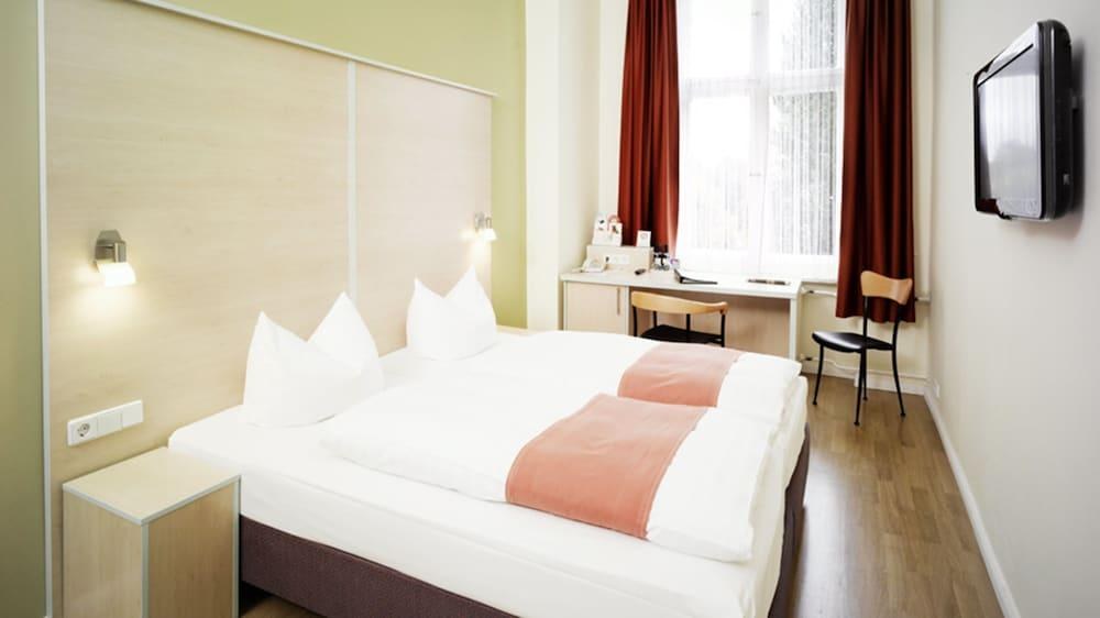 HOTEL HANSABLICK BERLIN photo 2