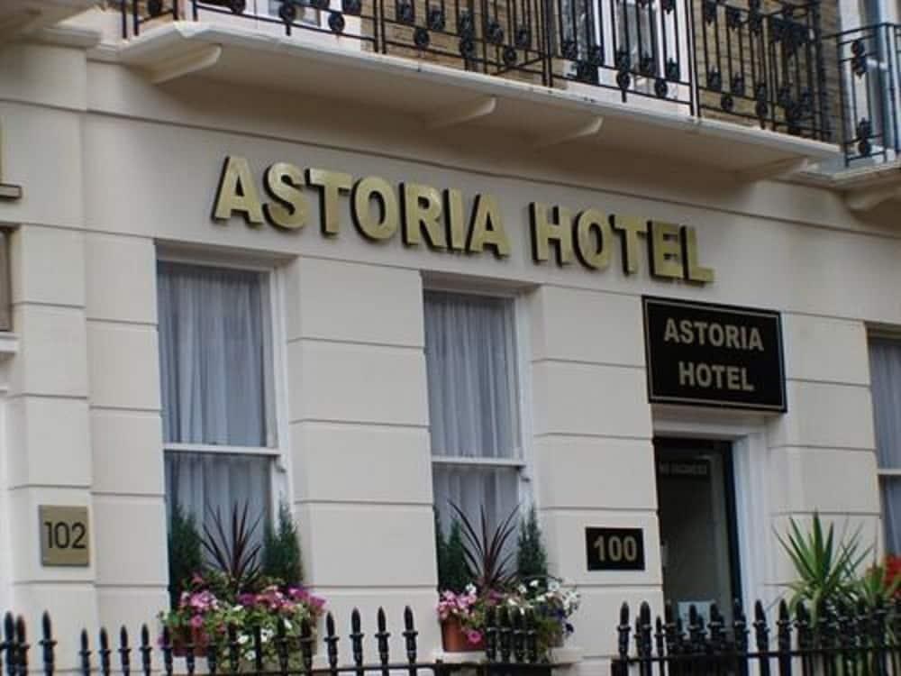 Astoria Hotel photo 4