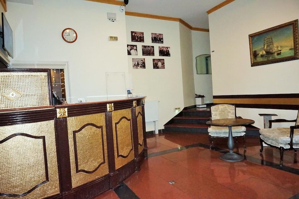 Hotel Karlshorst photo 2