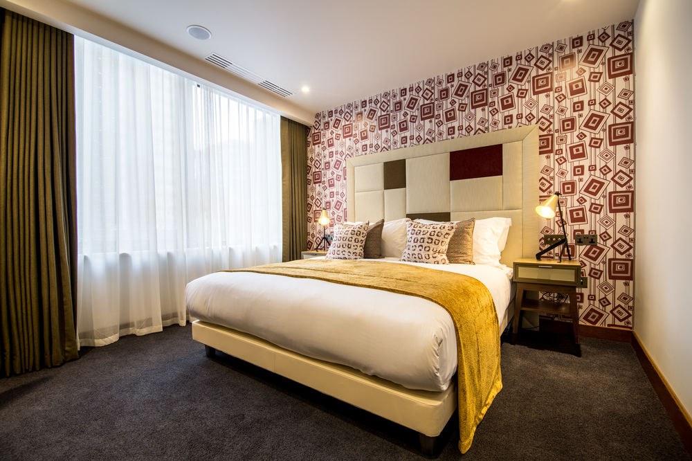 DEVONSHIRE CLUB & HOTEL photo 1