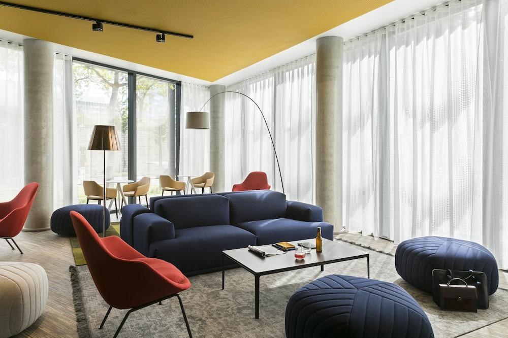 OKKO Hotels Paris Porte de Versailles photo 2