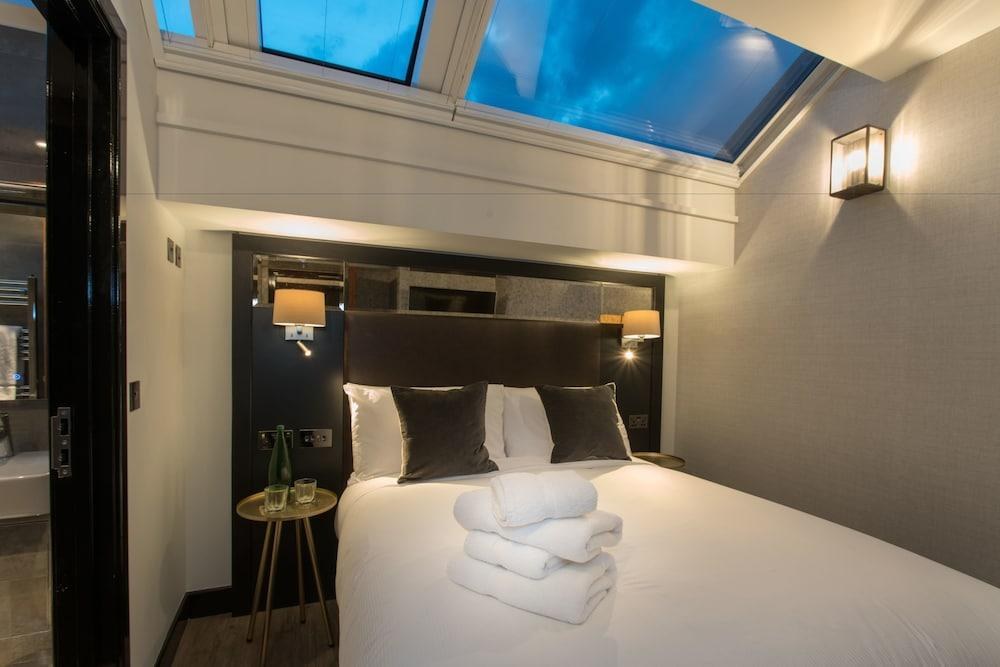 Camden Enterprise Hotel & Pub photo 4
