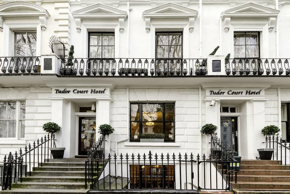 Tudor Court Hotel photo 3
