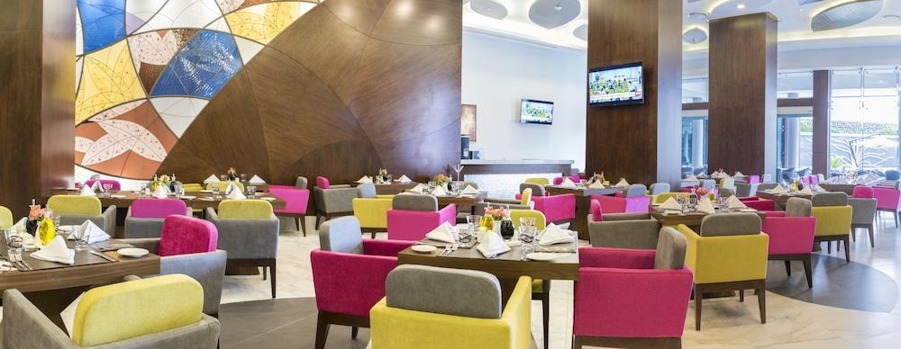 HS HOTSSON Hotel Irapuato photo 4