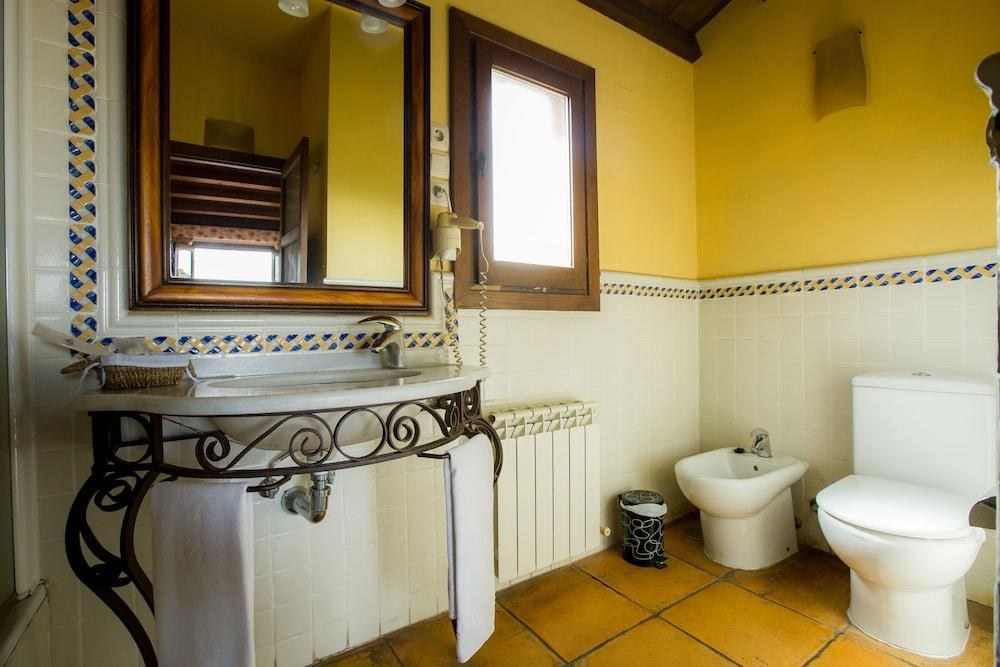 Hotel Cigarral De Caravantes photo 3