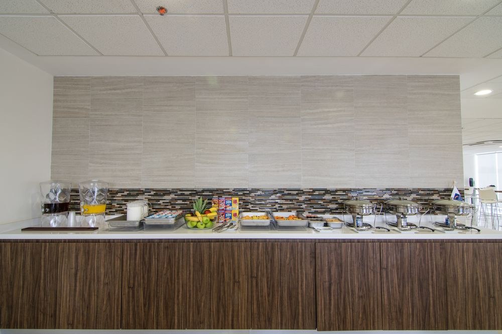 Sleep Inn Tijuana photo 1