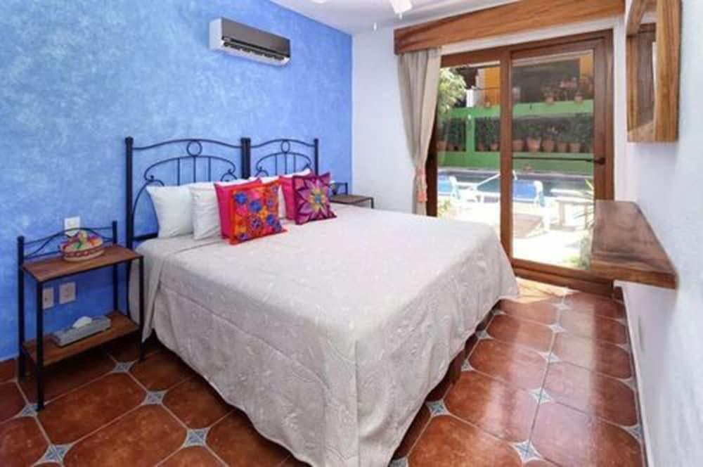 Casa Lotería -Pueblito Sayulita- Colorful, Family and Relax Experience with Private Parking and Pool photo 2